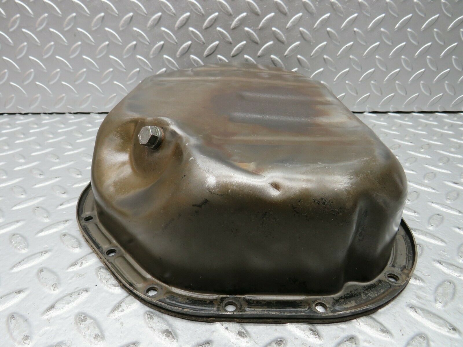 22227 Mercedes-Benz S123 280TE Wagon Oil Pan Oil Sump
