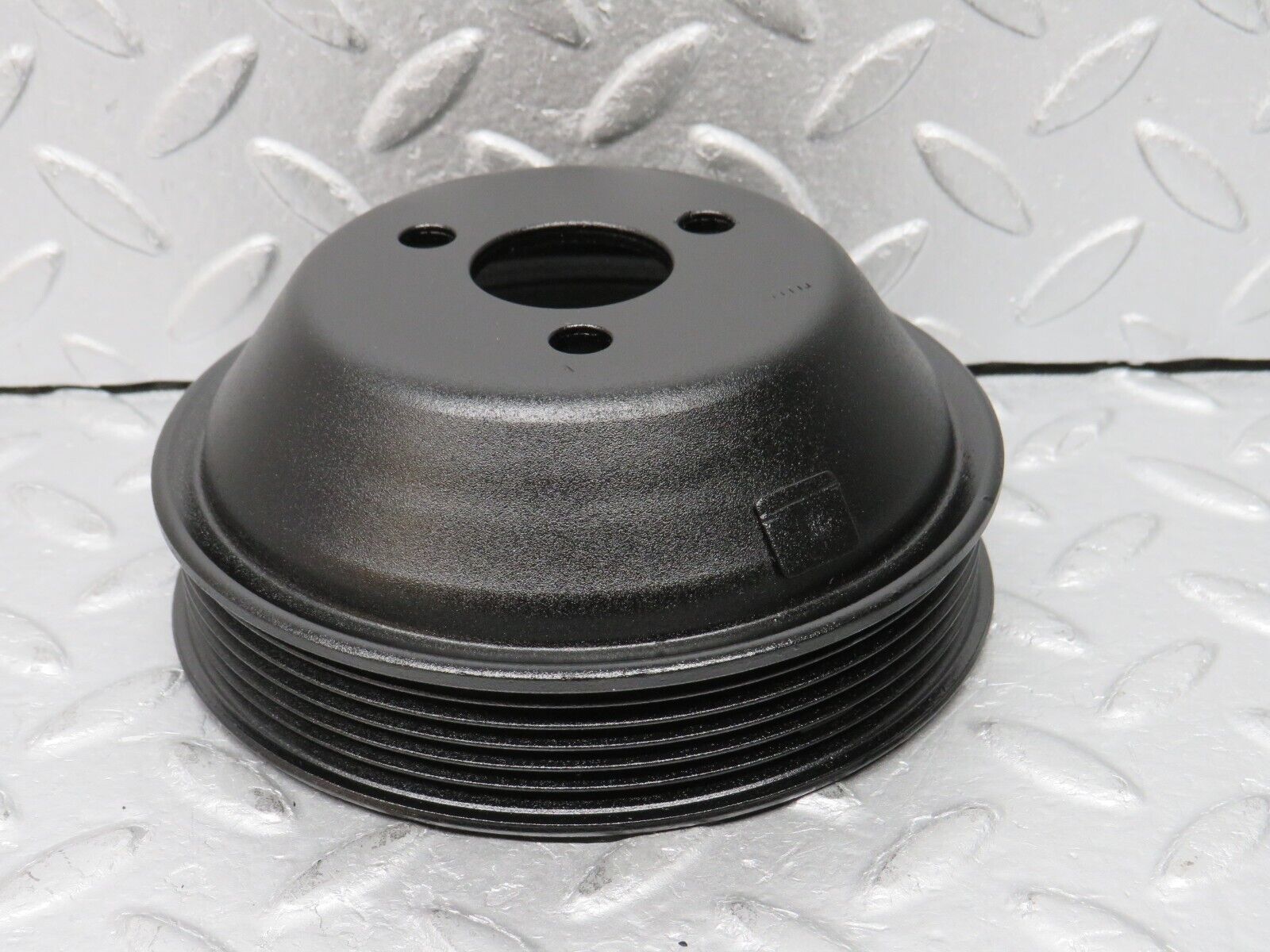38547 Mercedes-Benz R129 280SL Coupe Water Pump Pulley 1042300015