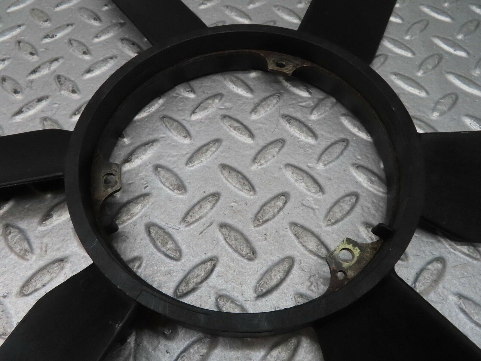 17304 Mercedes-Benz R129 300SL Coupe Engine Cooling Fan 1032000623