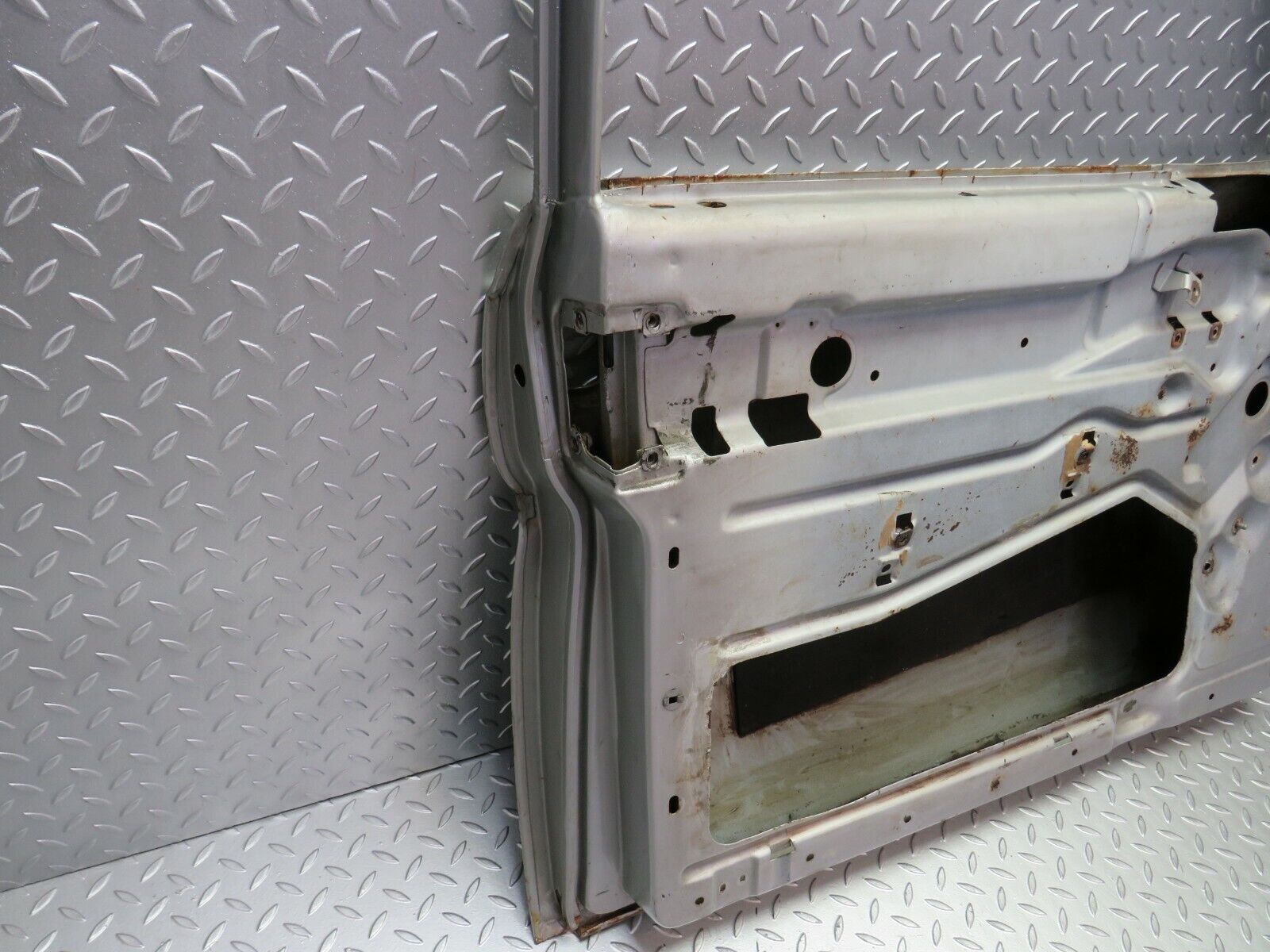 24481 Mercedes-Benz W108 Front Left Door