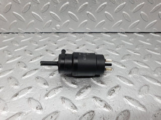 41096 Mercedes-Benz W126 300SE Windscreen Washer Pump 1248690121