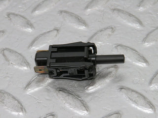 0587 Mercedes-Benz W123 230E Door Contact Switch 0015458714