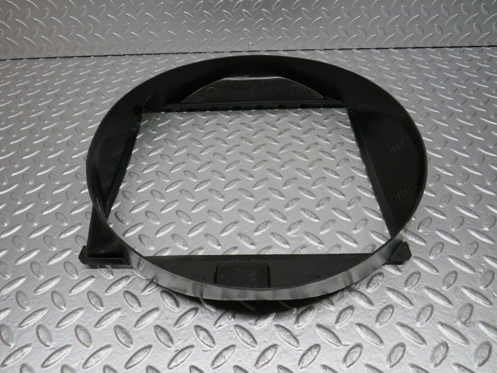 31645 Mercedes-Benz W201 190LE 1.8L Engine Fan Shroud 2015050755