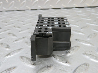 27553 Mercedes-Benz S124 300TE Wagon Diagnostic Connector 1295455540