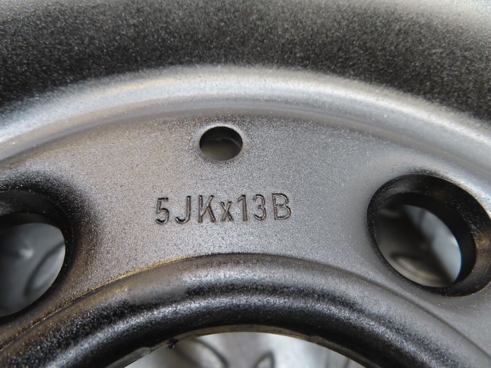 13774 Mercedes-Benz Steel Wheel 5JKx13 5x112 1104001102