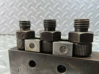 W111 injection distributor used OEM