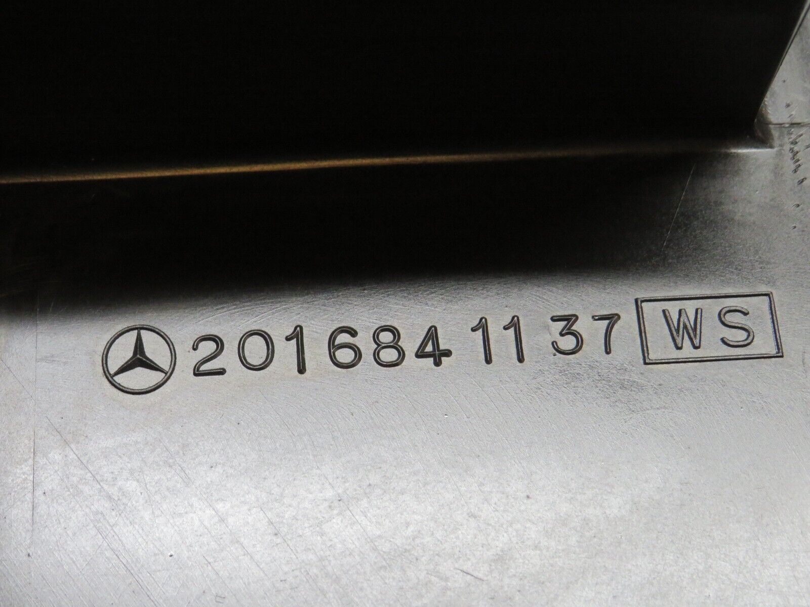 38702 Mercedes-Benz W201 190E 2.6L Front Left Front Cable Channel Cover 2016841137