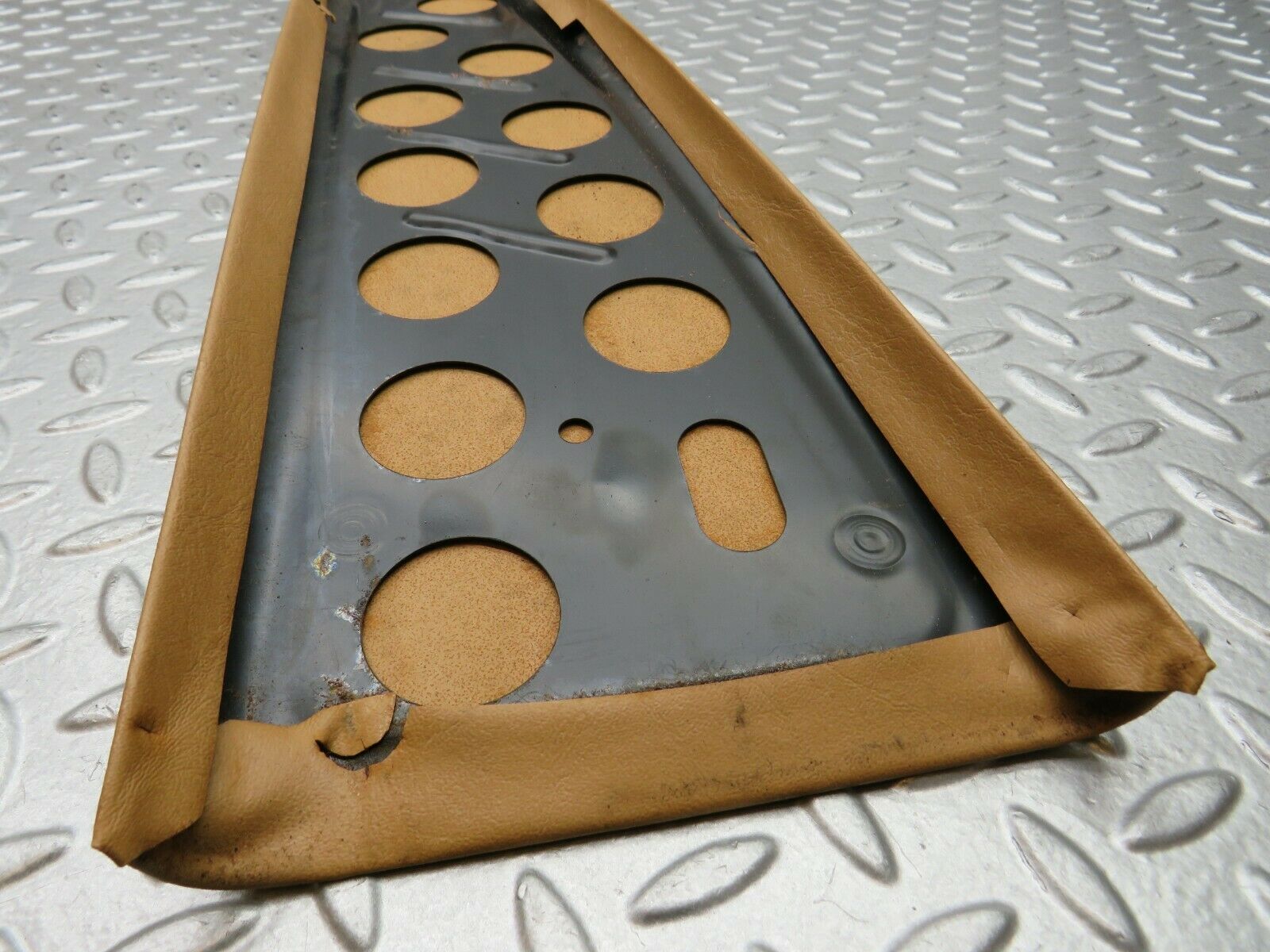 22050 Mercedes-Benz S123 280TE Wagon B Pillar Cover Right Side Palomino