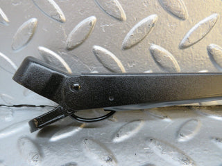 29920 Mercedes-Benz W123 230E Wiper Arm Bosch Left 3399990553