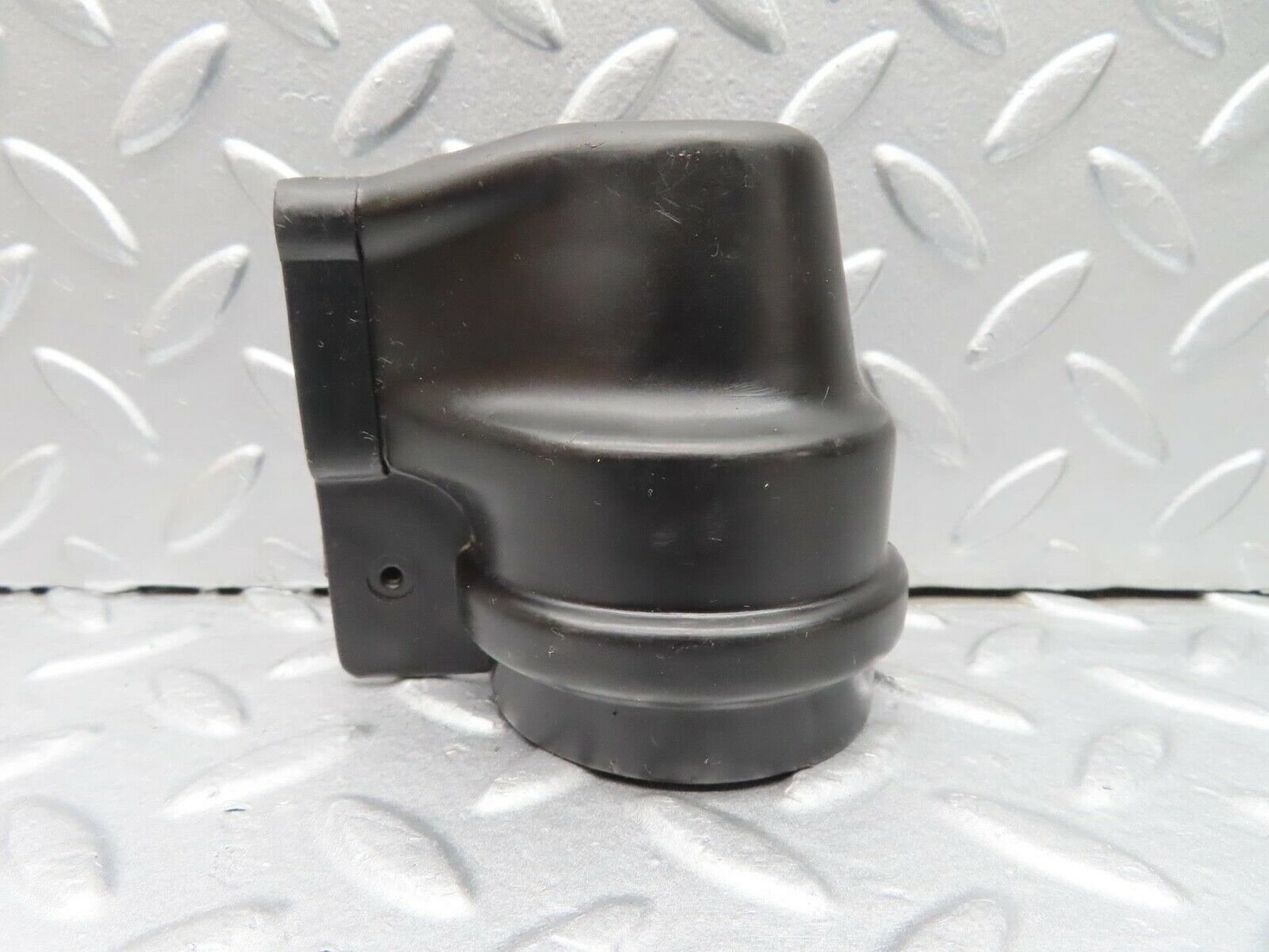 15962 Mercedes-Benz W123 280E Ignition Coil Protective Cap 0001581785