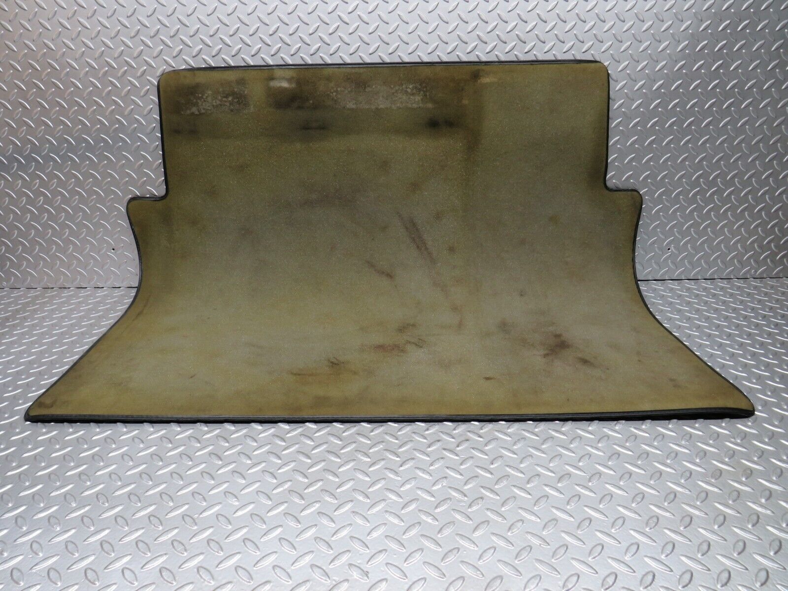 30318 Mercedes-Benz W124 230E Trunk Boot Floor Carpet