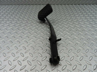 W124 Wagon brake pedal used OEM