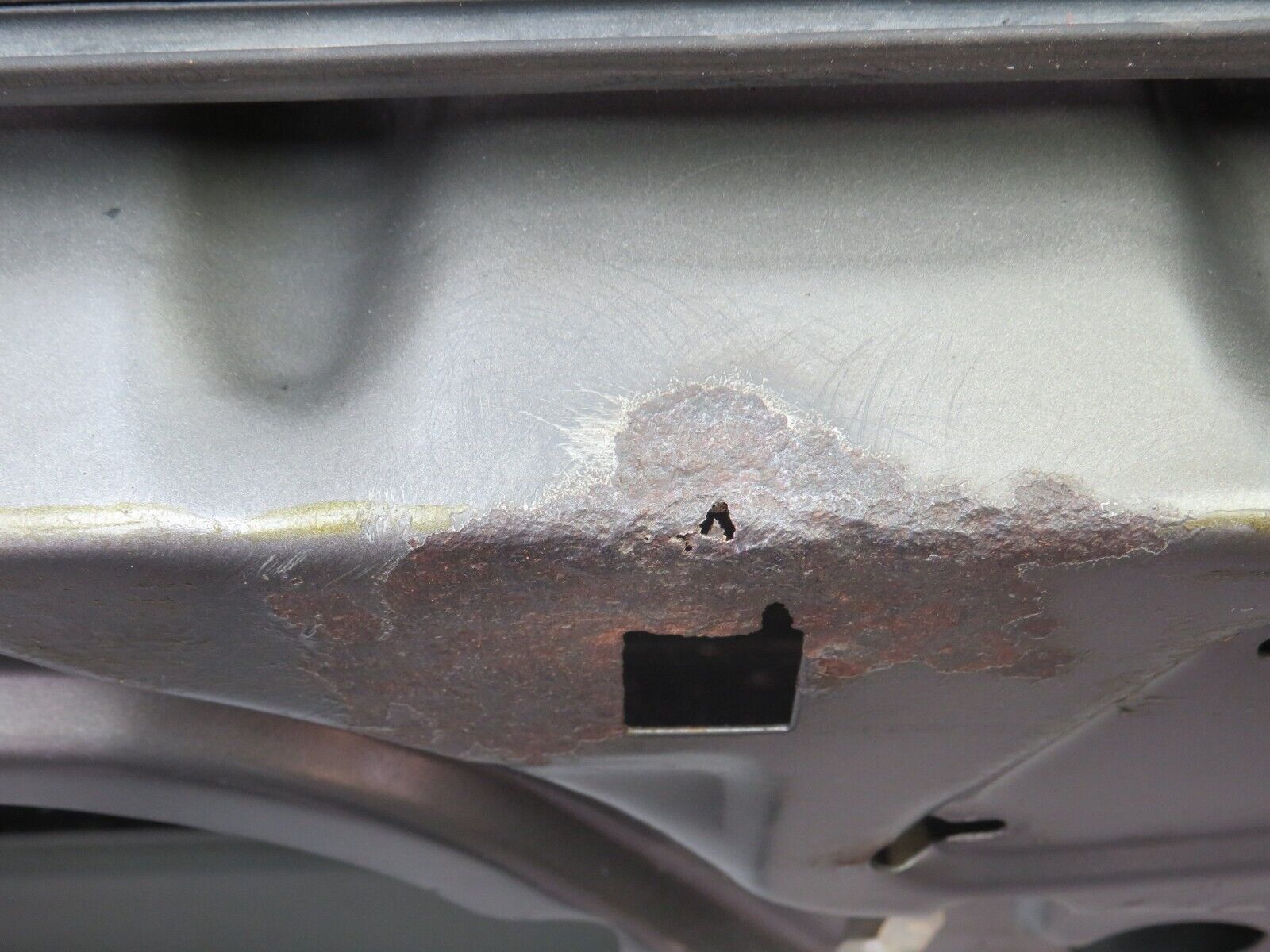 36223 Mercedes-Benz W126 420SE Rear Right Door