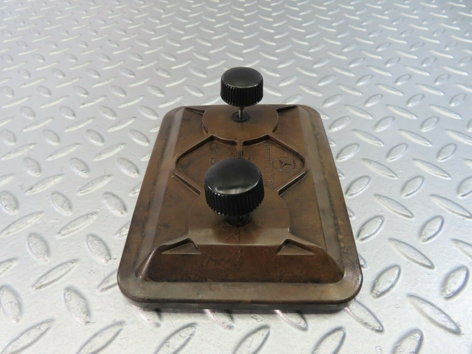 10678 Mercedes-Benz W123 230E Fuse Box Cover 1235400082