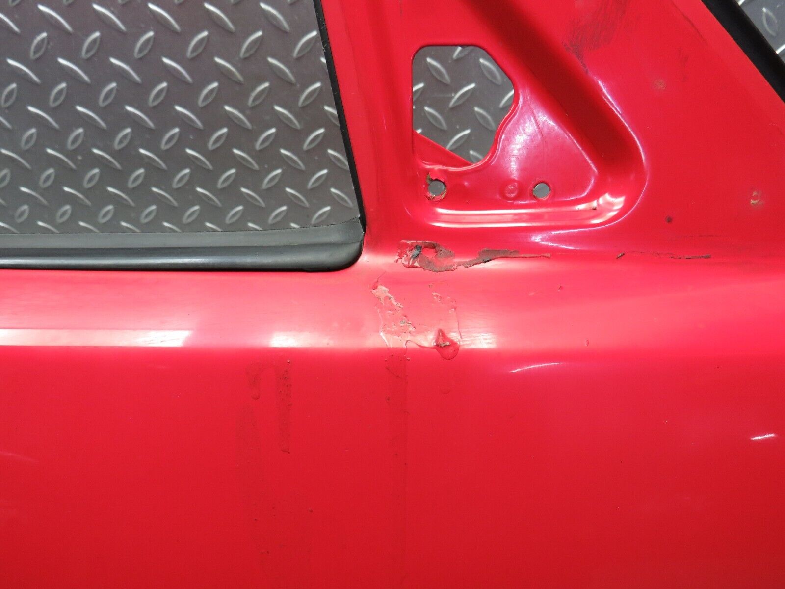 38747 Mercedes-Benz W201 190E 2.6L Front Right Door