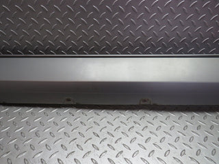 31829 Mercedes-Benz W201 190LE 1.8L Side Skirt Right Side