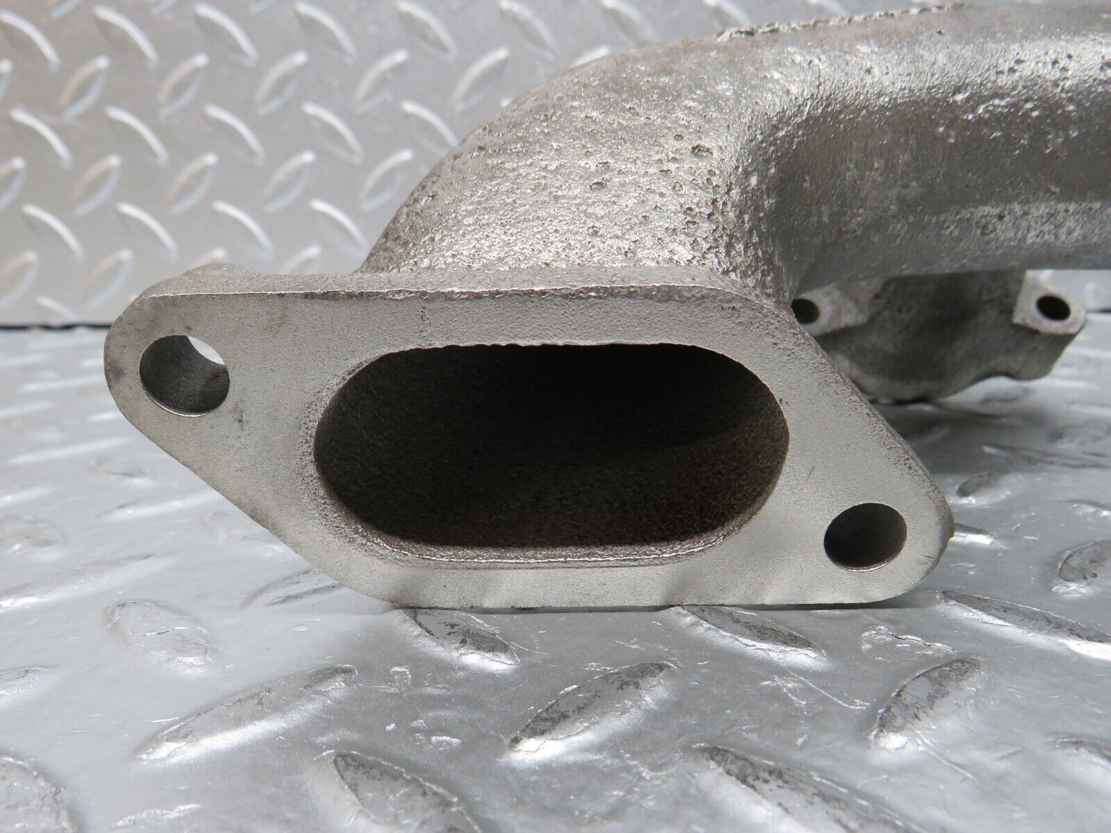 0271 Mercedes-Benz W120 Ponton Exhaust Manifold 6361420801