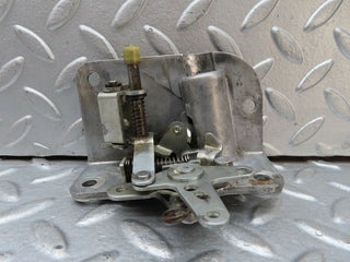 W120 Ponton rear right door lock mechanism used OEM