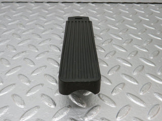 34095 Mercedes-Benz W124 260E Accelerator Pedal & Rubber 1233010082 1263000504