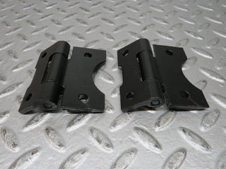 32148 Mercedes-Benz W123 230E Door Hinge Pair 1237200037