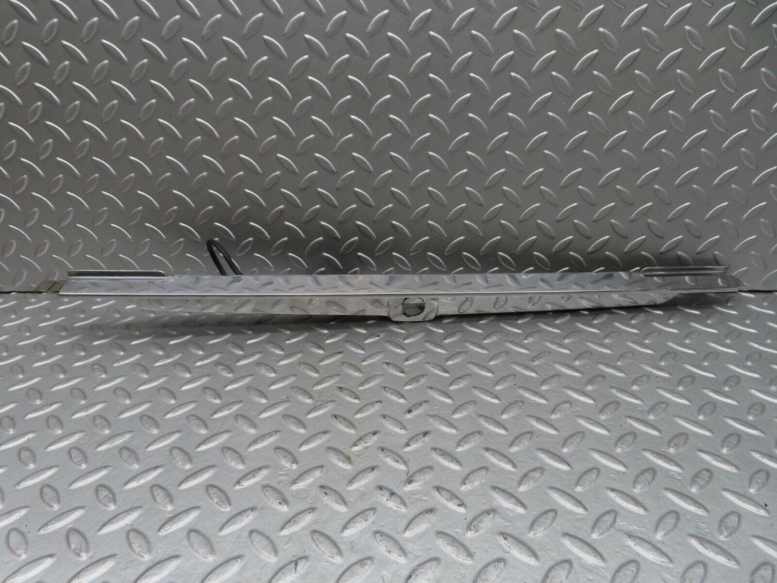 14330 Mercedes-Benz W116 350SE number Plate Light Holder Chrome Moulding Trim