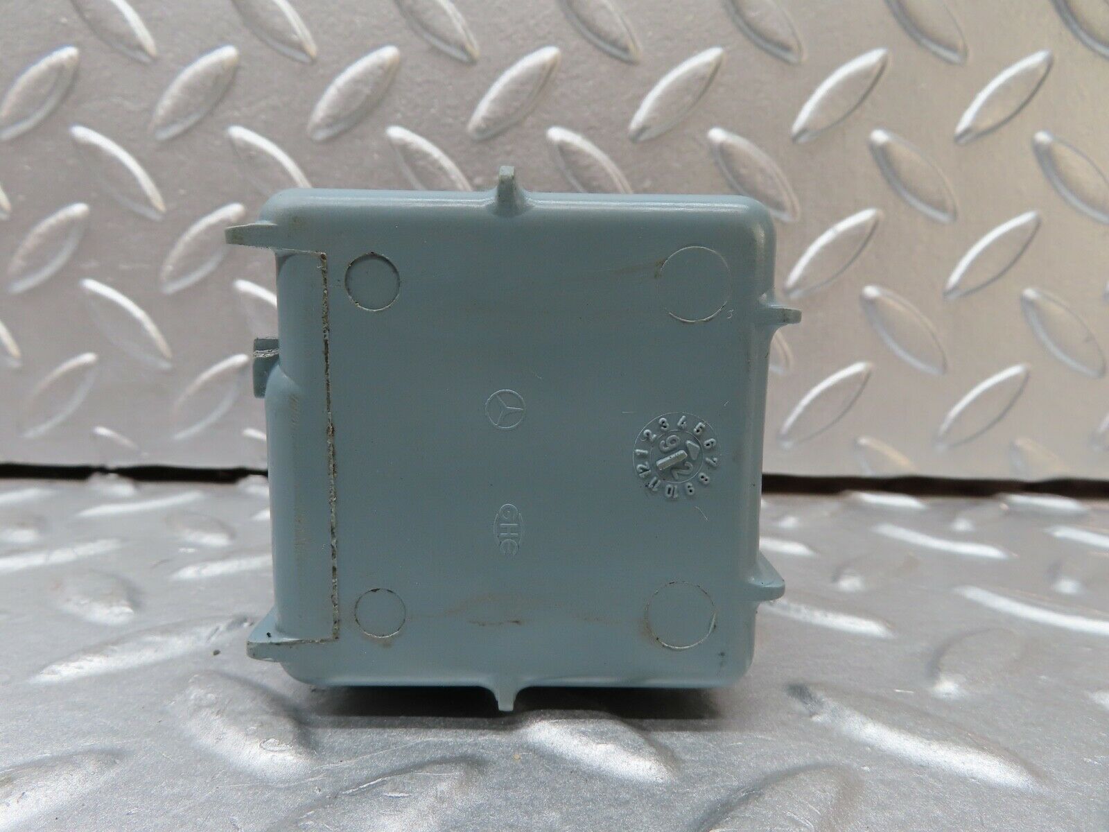 19917 Mercedes-Benz R129 300SL Coupe Centre Console Ashtray Insert