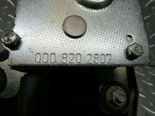 23205 Mercedes-Benz W116 350SE Sunroof Motor With Bracket 0008202807