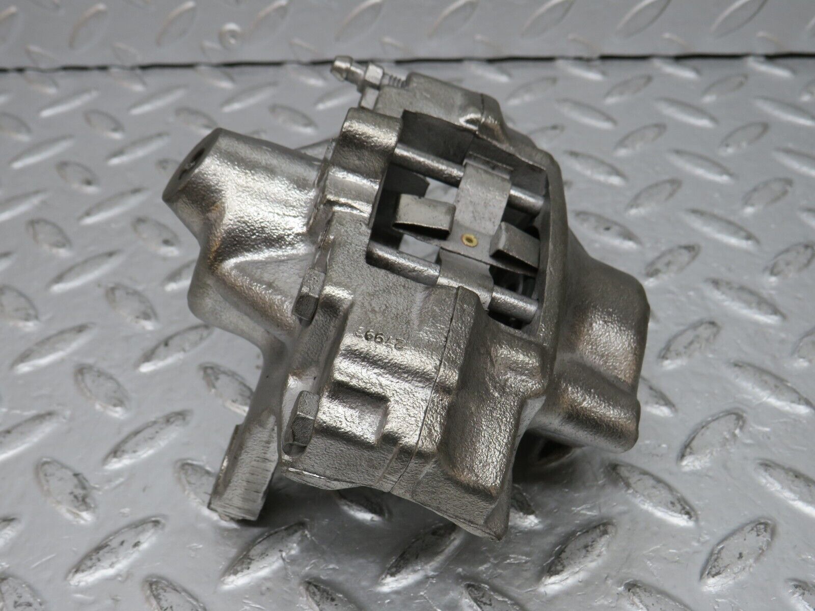 32661 Mercedes-Benz S124 300TE Wagon Rear Right Brake Caliper ATE 8P