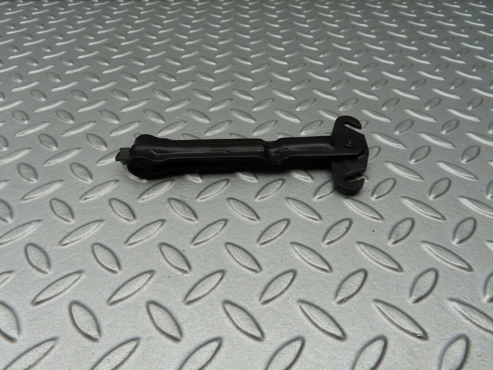 5139 Mercedes-Benz R107 350SL Coupe Handbrake Adjusting Handbrake Regulator