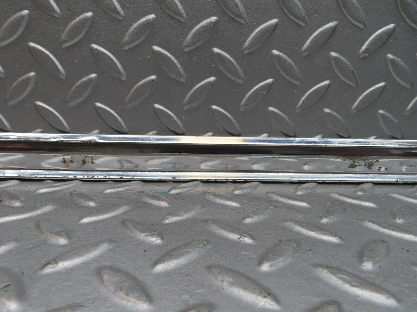 12356 Mercedes-Benz W108 280SE 3.5 Rear Left Door Chrome Moulding Trim