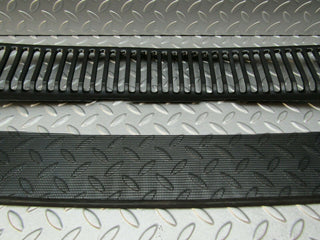 W115 external air ventilation grille used OEM