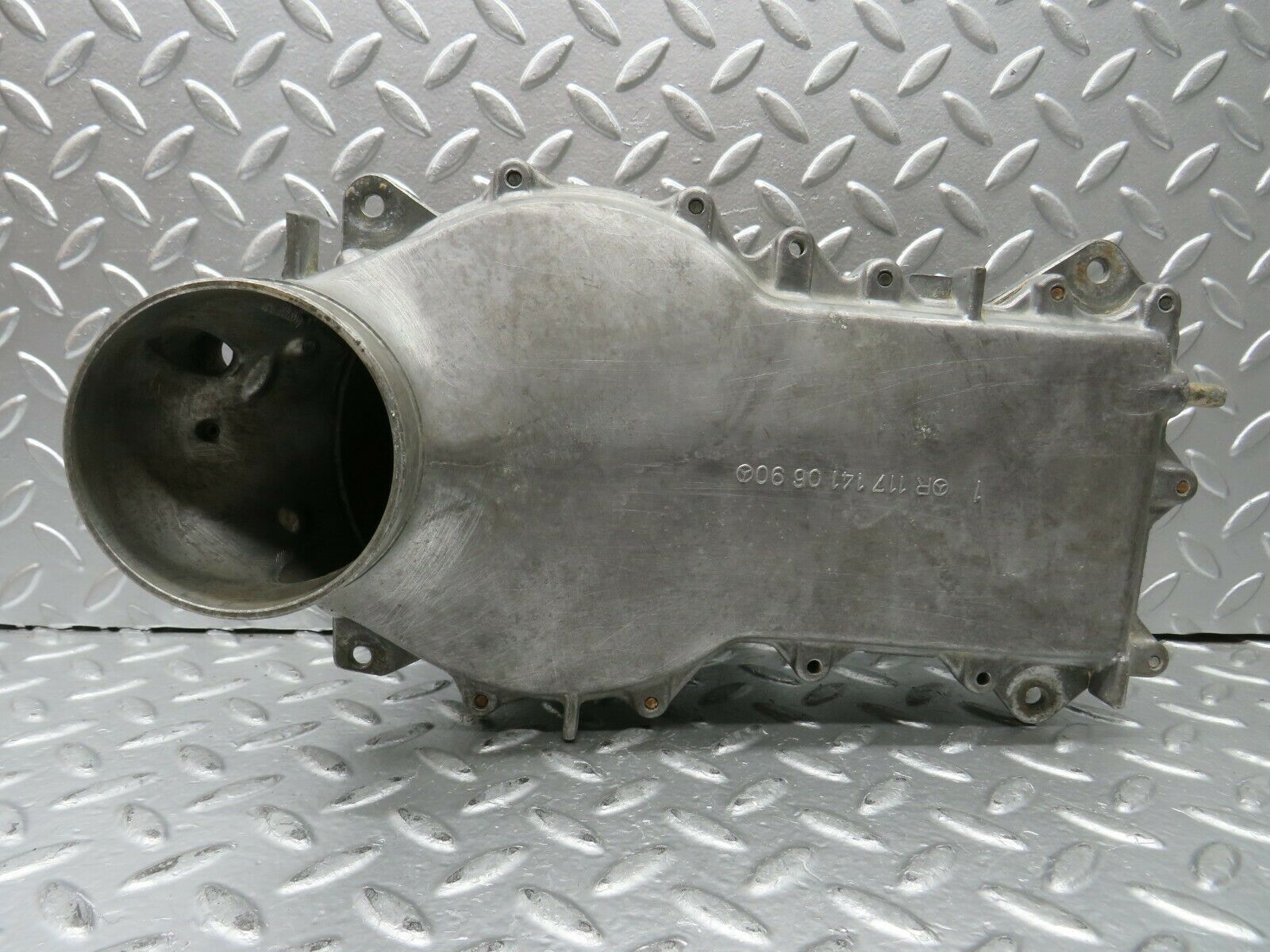 22881 Mercedes-Benz C107 450SLC Coupe Air Flow Mass Meter Sensor Bosch 0438120062