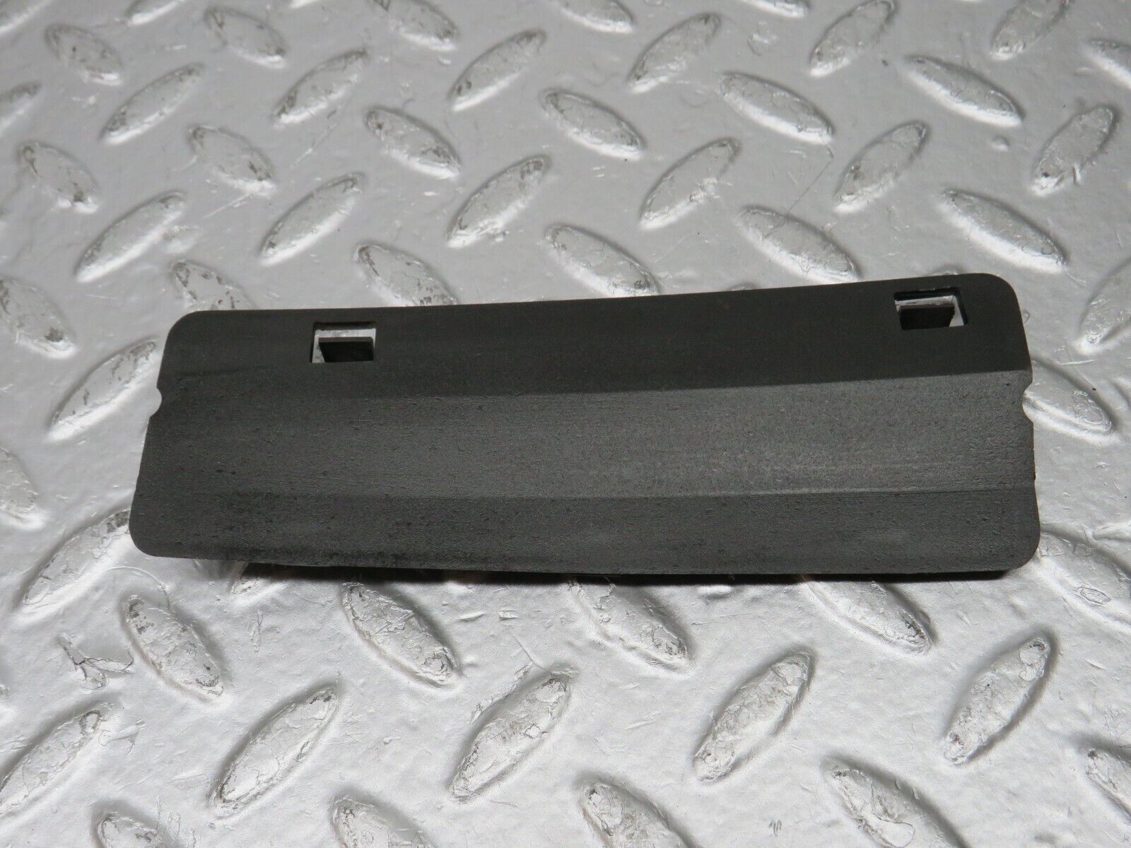 33457 Mercedes-Benz W202 C180 Windscreen Washer Nozzle Cover Trim 2028890025