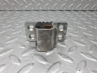 40916 Mercedes-Benz W126 300SE Door Lock Latch Right Side