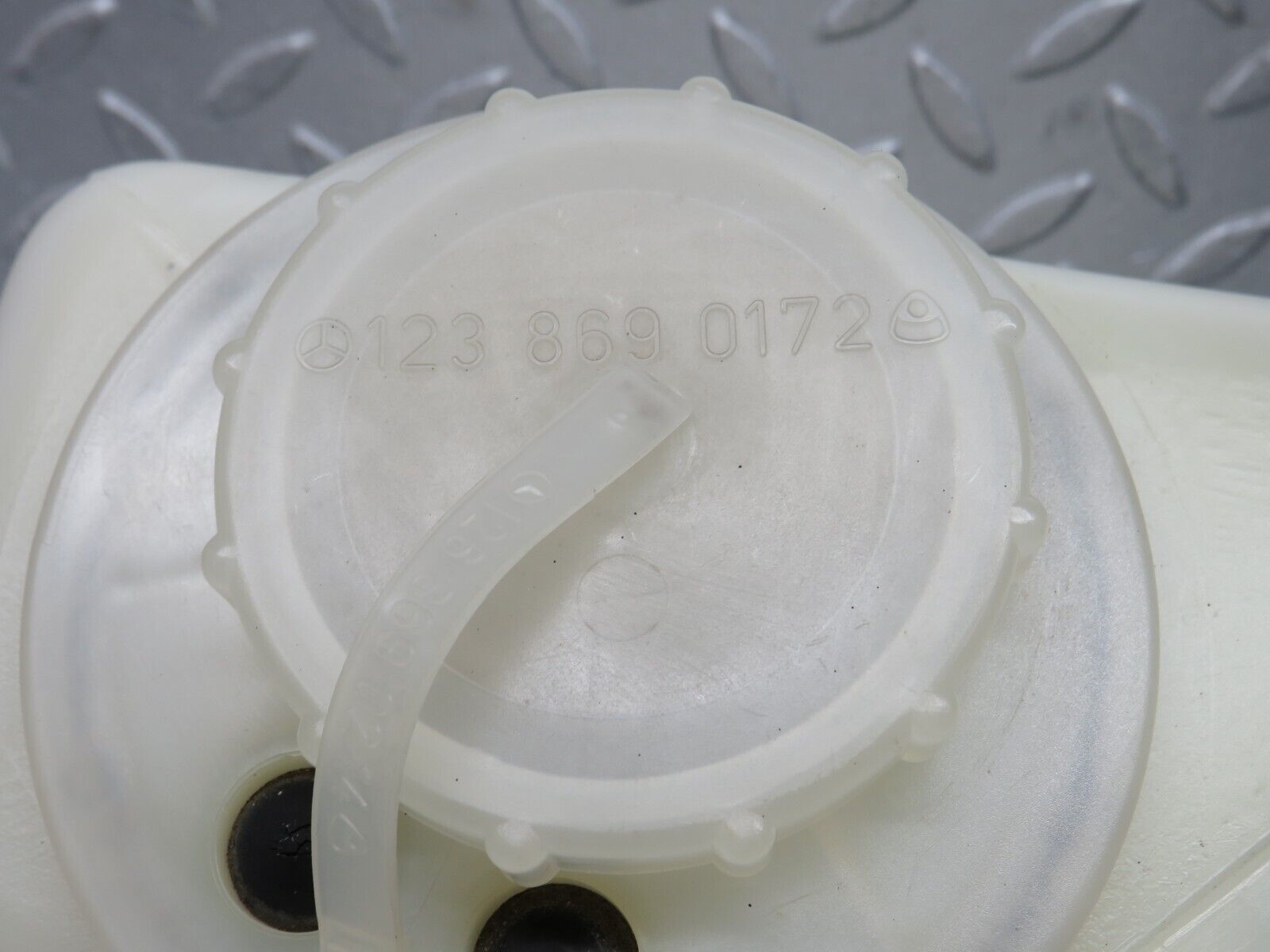 38241 Mercedes-Benz R129 280SL Coupe Windscreen Washer Fluid Reservoir 1298600360 1238690172