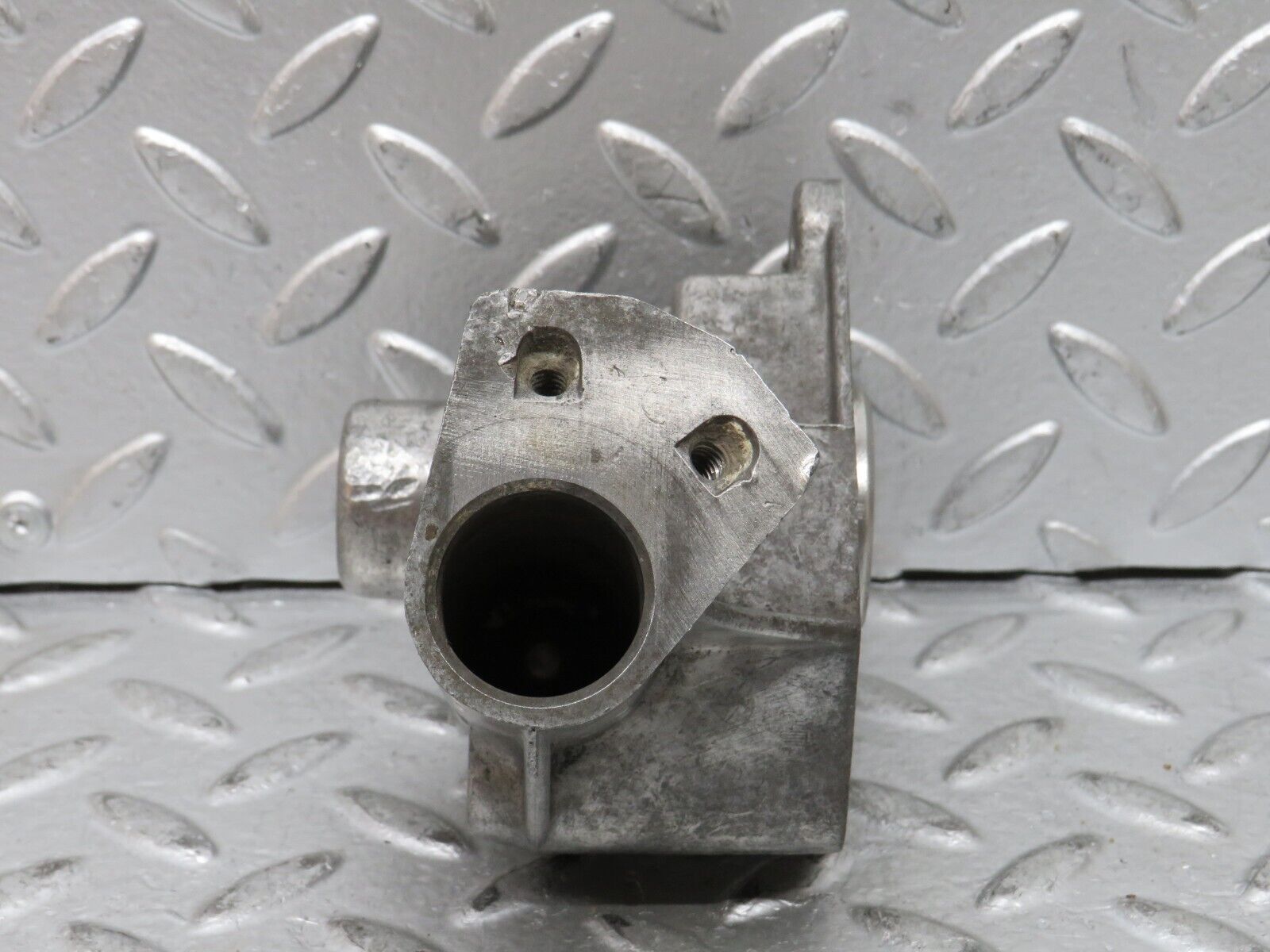 28101 Mercedes-Benz W123 280E Ignition Distributor Housing 1101580515