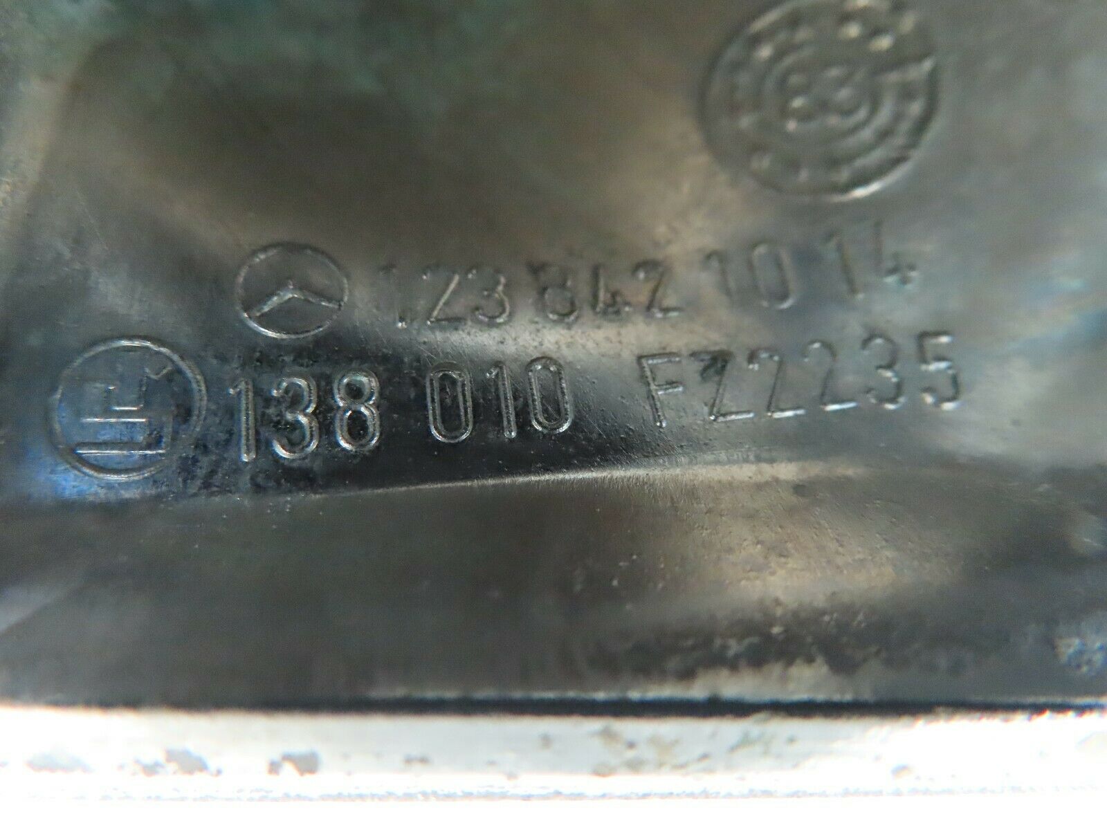 7783 Mercedes-Benz S123 230TE Wagon Roof Bar Roof Rack Chrome Right 1238421014