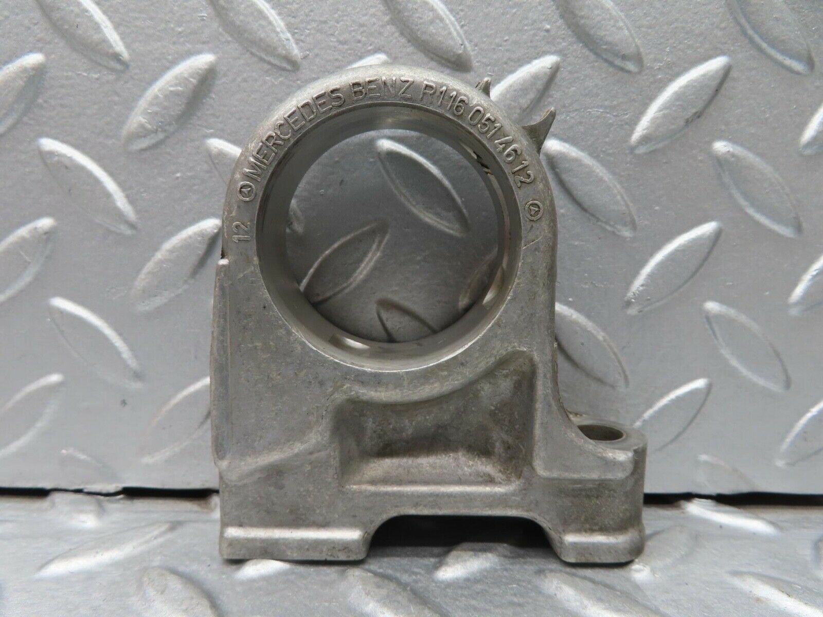 16721 Mercedes-Benz C107 380SLC Camshaft Tower Bearing 1160514612