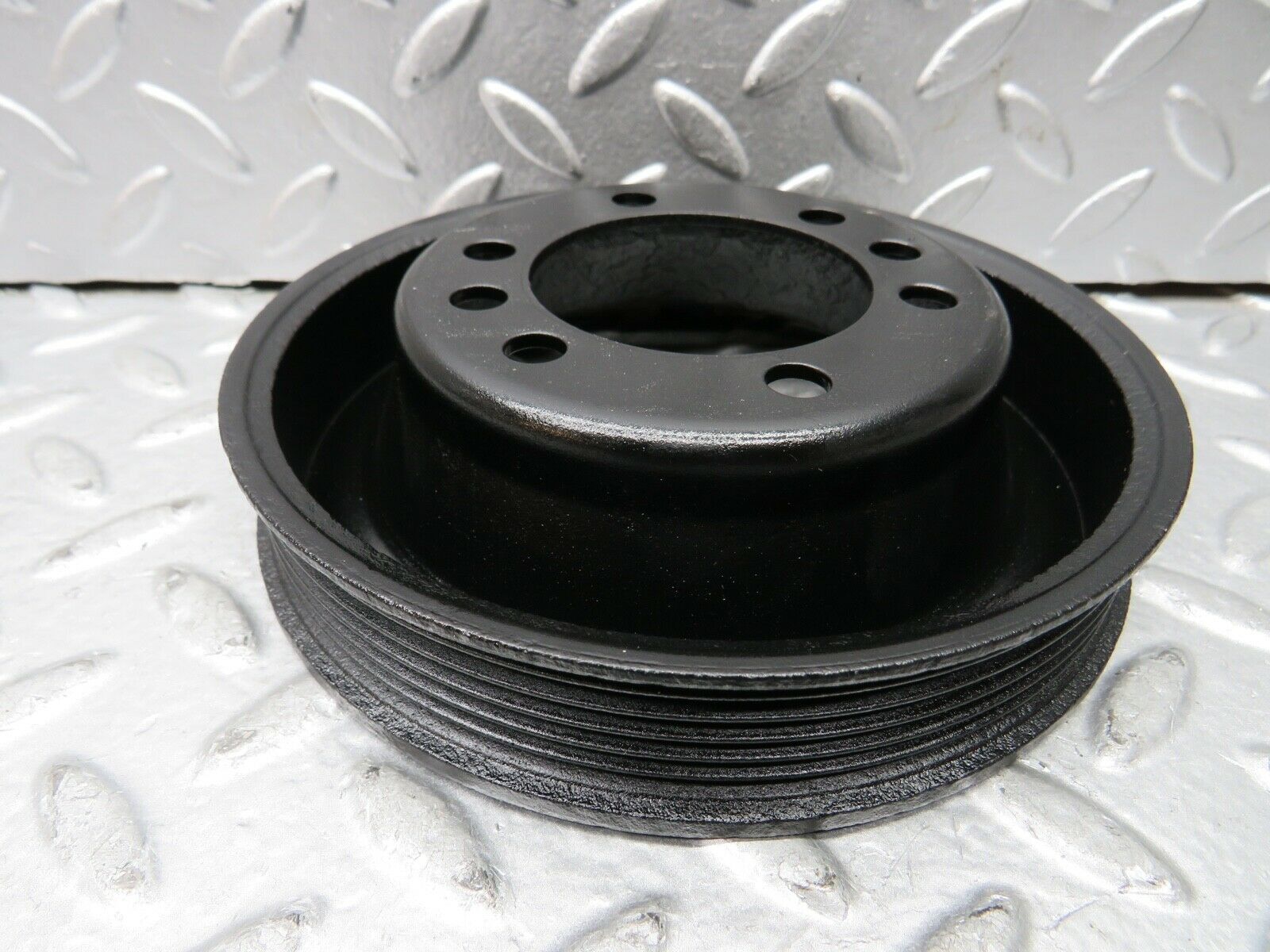 21756 Mercedes-Benz W126 300SE Crankshaft Pulley