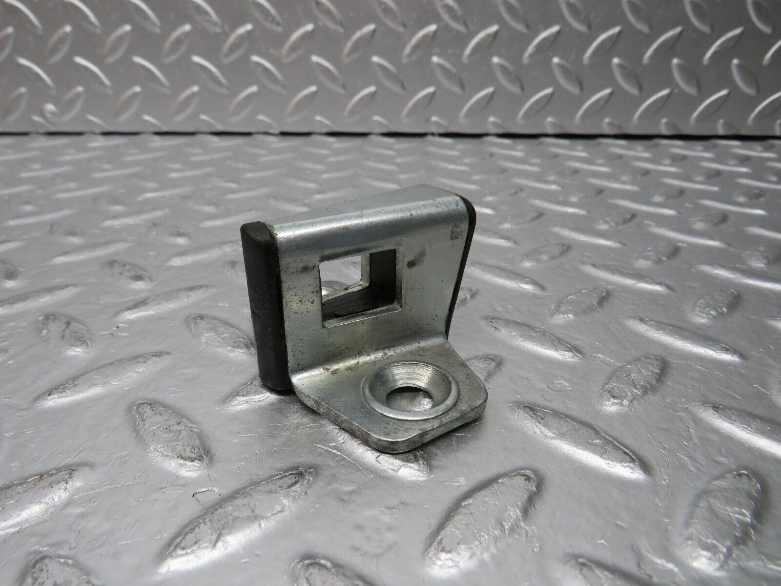 30753 Mercedes-Benz W201 190E 2.0L Door Lock Latch