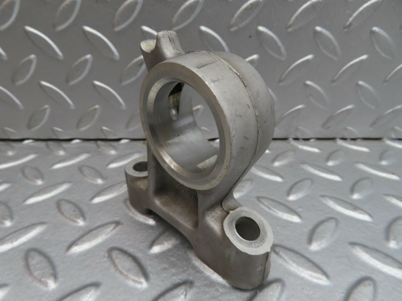 13728 Mercedes-Benz R107 450SL Camshaft Tower Bearing 1160511810