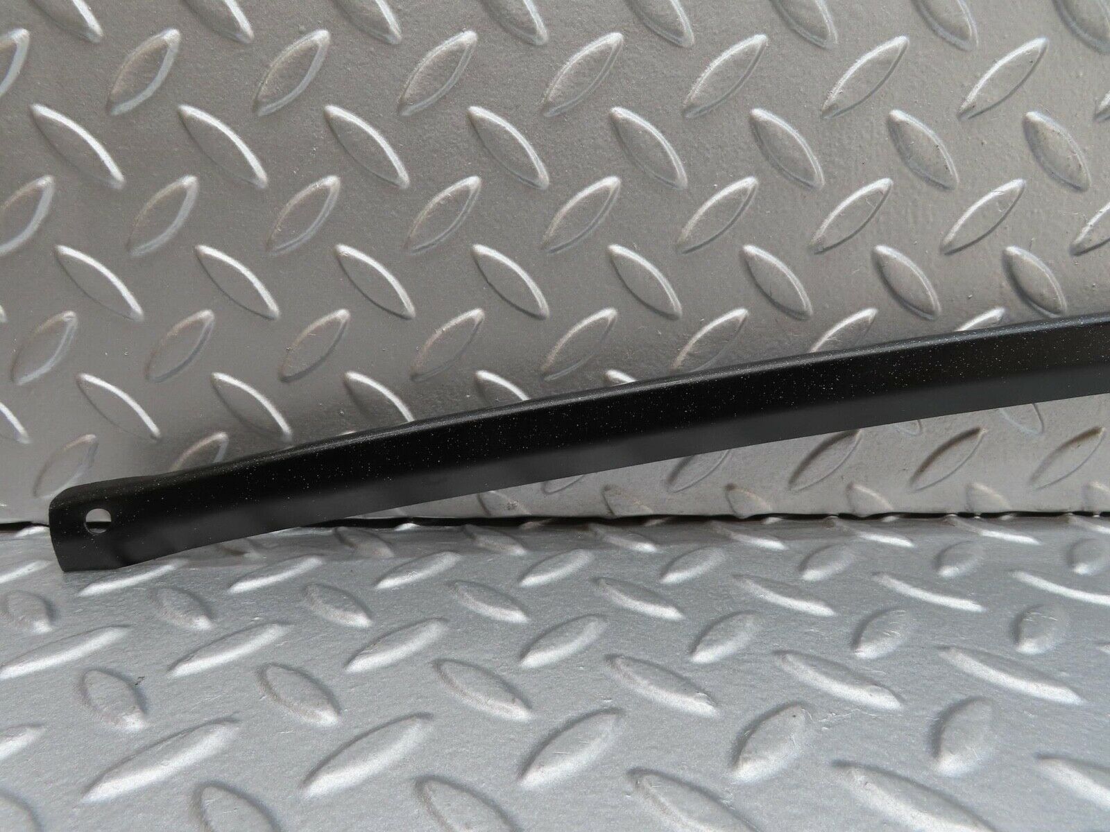 14164 Mercedes-Benz C107 280SLC Front Fender Cross Bar