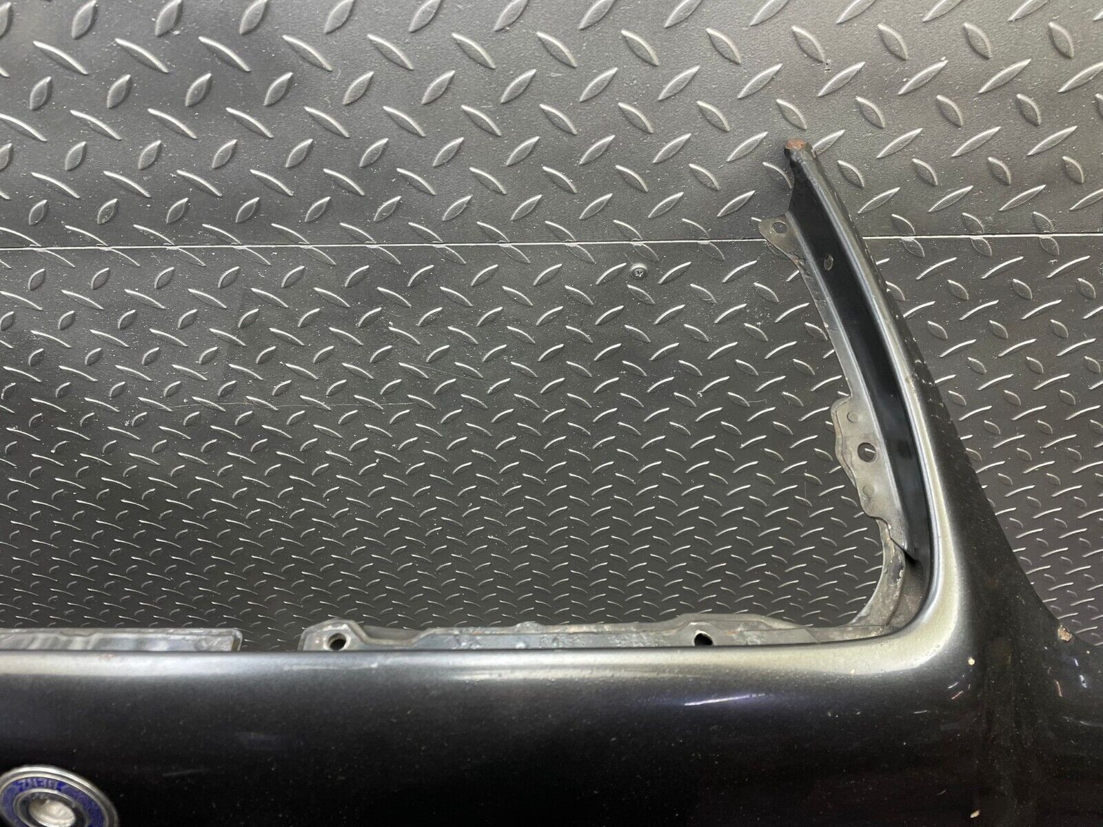 38193 Mercedes-Benz A124 320E Cabriolet Bonnet