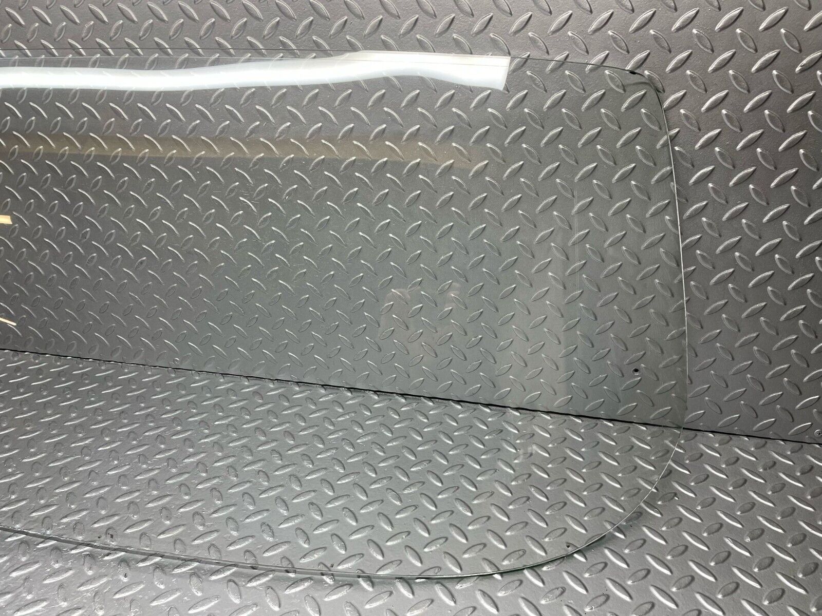 40334 Mercedes-Benz W110 230 Front Windscreen Glass