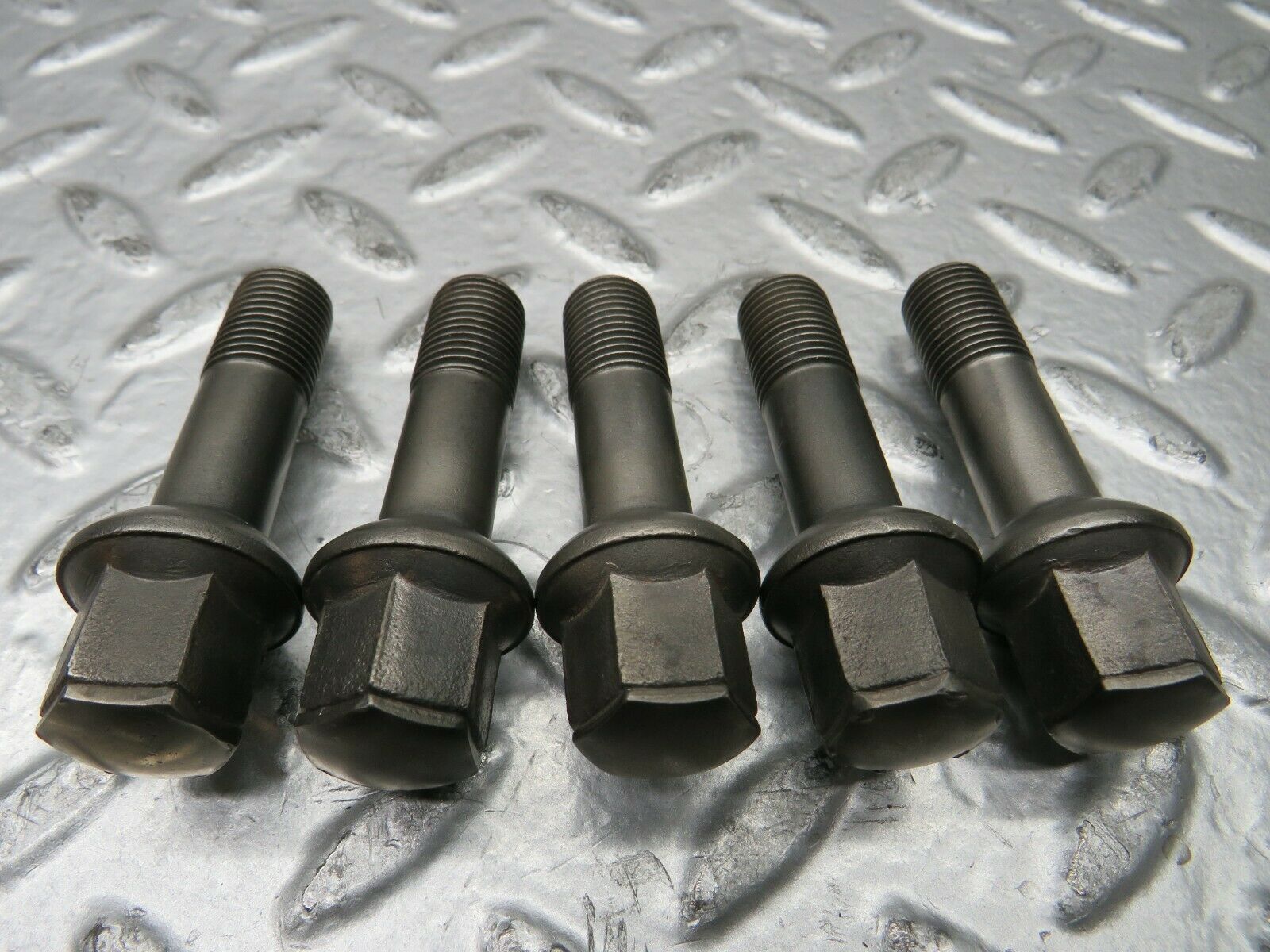 22927 Mercedes-Benz 5x Alloy Wheel Lug Bolt M12x1.5