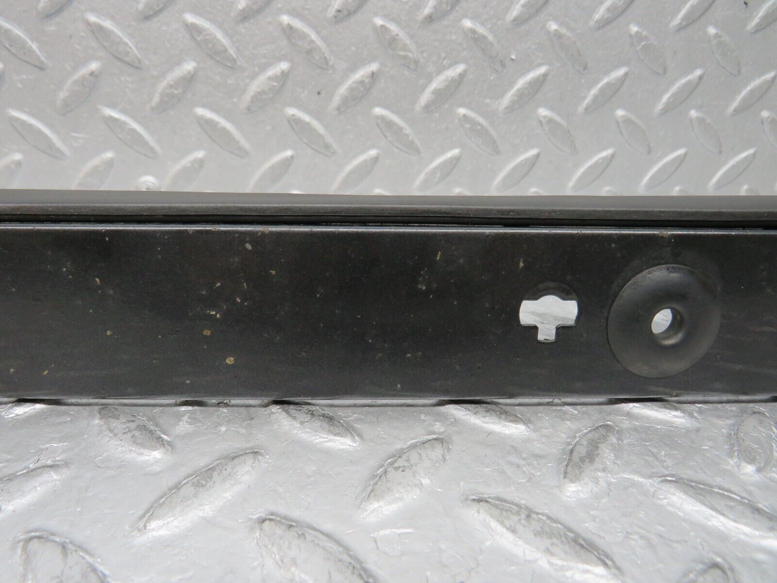 37786 Mercedes-Benz A124 320E Cabriolet Under Headlight Trim Right