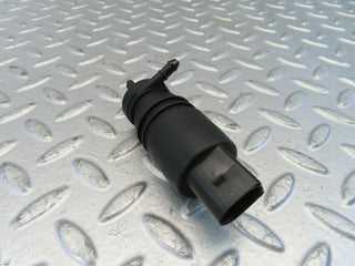 W221 windscreen washer pump used OEM