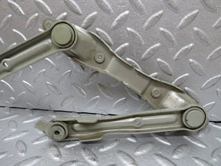 33724 Mercedes-Benz W201 190E 2.0L Bonnet Hinge Left Side