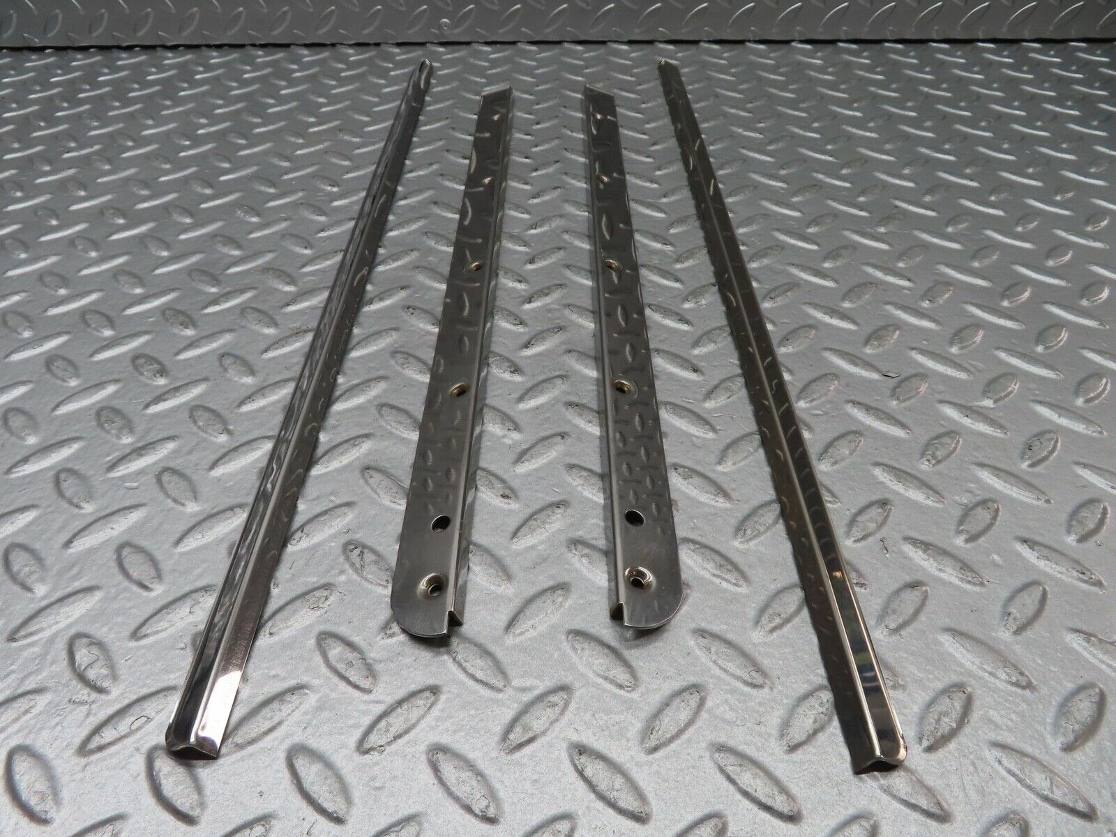 20363 Mercedes-Benz W114 280CE Coupe Sunroof Chrome Trim Set