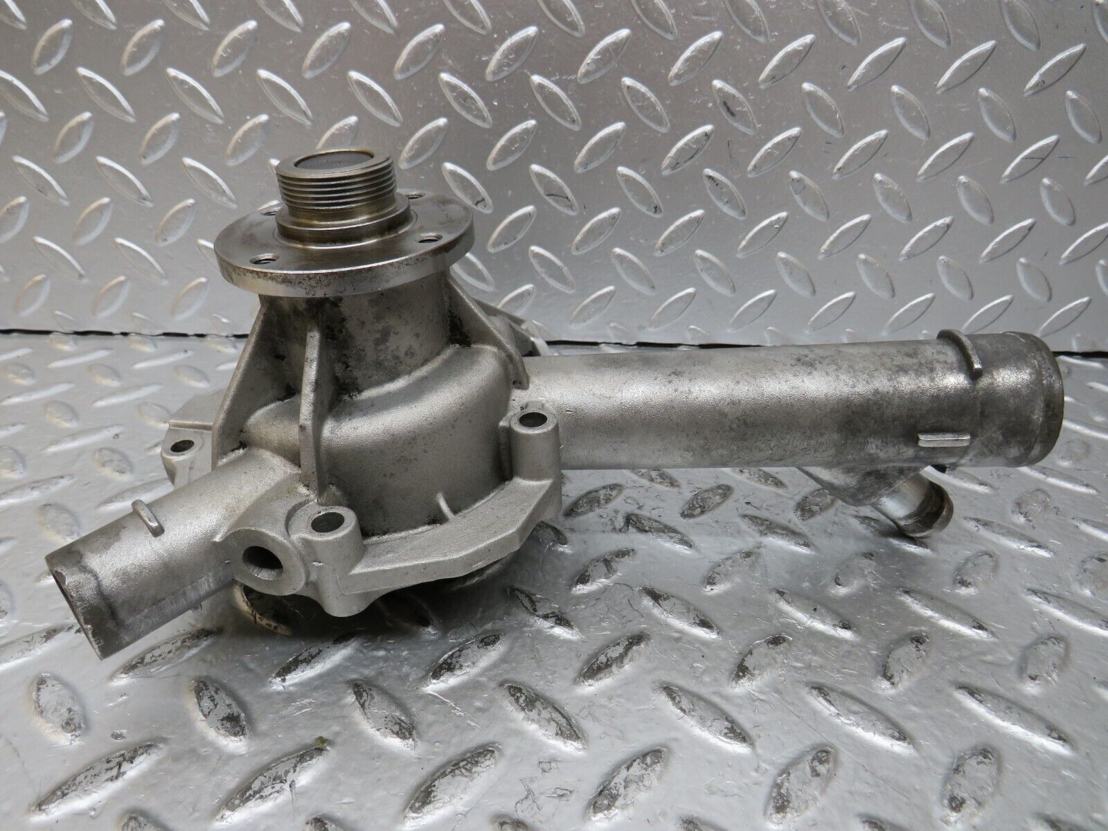 26681 Mercedes-Benz C124 220CE Coupe Water Pump